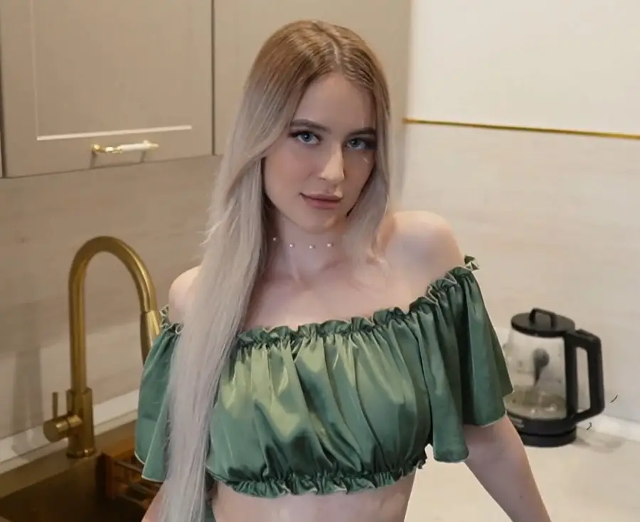 Mila Lioness - My Stepsister Is Cheating On Her Boyfriend FullHD 1080p