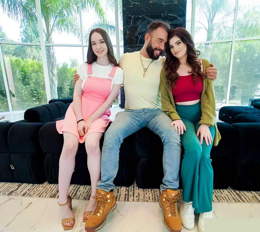 Hazel Moore, Nicole Rae - Closer Than Ever UltraHD/4K 2160p