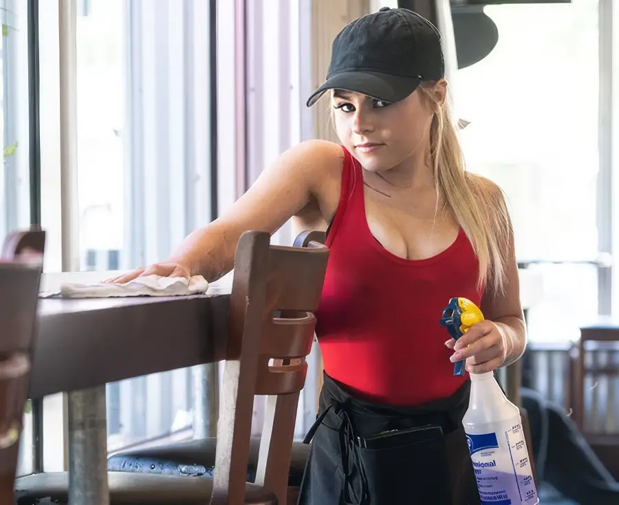 Skylar Valentine - Pint-sized Pizzeria Girl FullHD 1080p