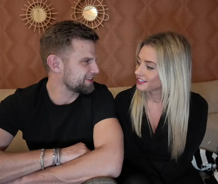 Miss Alice Wild - Sex on Live Chat feat Vince Karter HD 720p