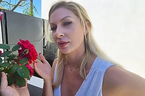 Nookies - Sydney Paige [1080p]