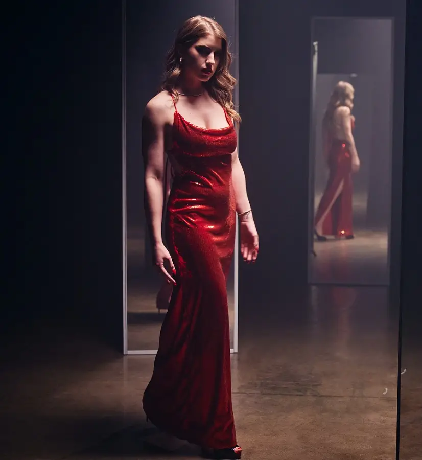 Octavia Red - Mirror Mirror