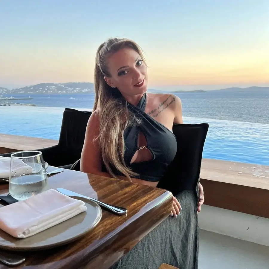 Tiffany Leiddi - Gourmandise in Saint-Barth with Jules FullHD 1920p