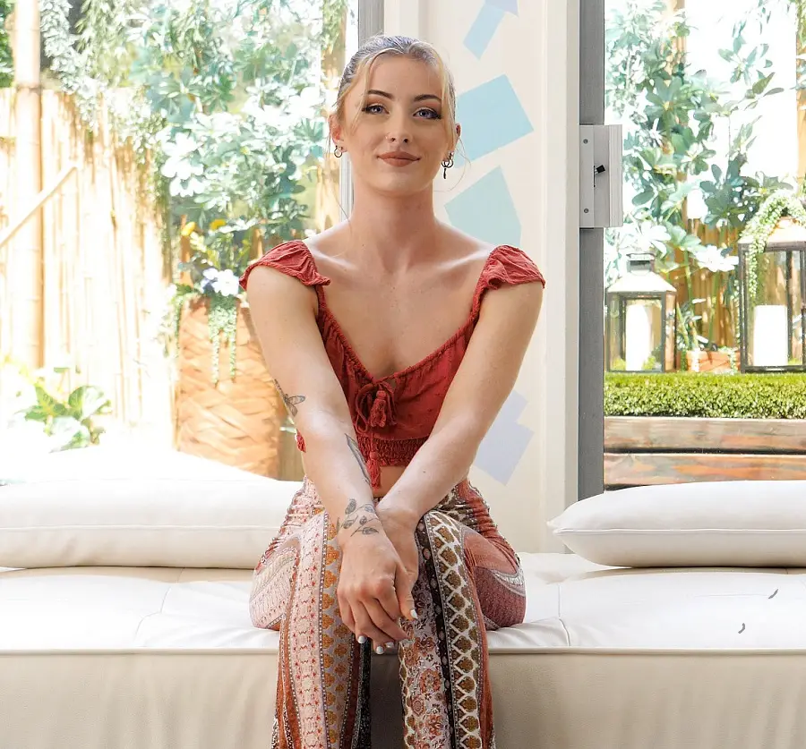 Charma - Shy 19 Year Old Auditions HD 720p