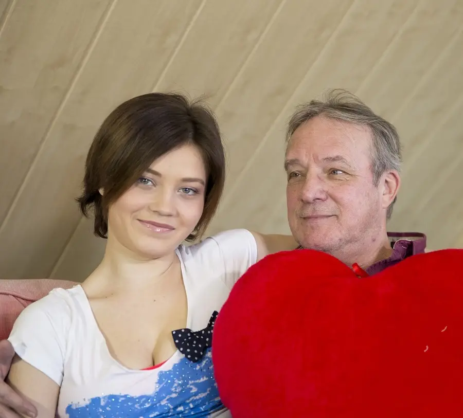 Veronica Morre - 19 Year Old Girl Veronica Morre Gets Fucked By An Old Man FullHD 1080p