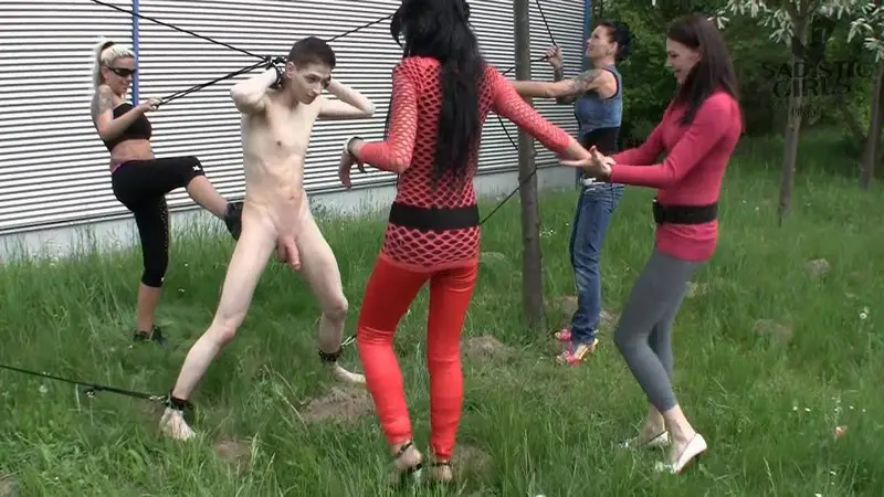 Ballbusting For The Money Slave 720p