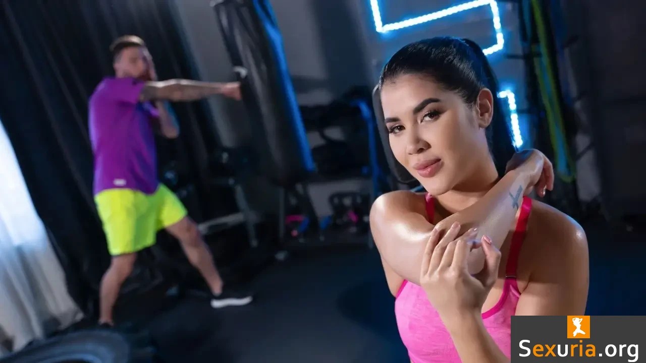 Fitness Rooms - Lady Dee [SD/1080p]