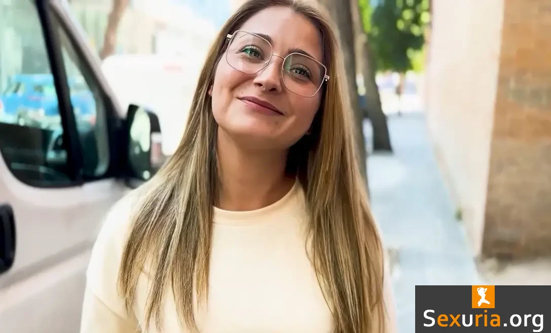 Puta Locura - Lucia Gold [720p]