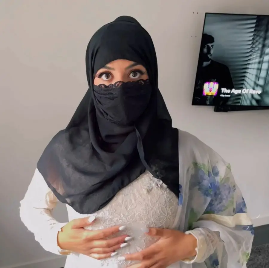 Aaliyah Yasin - Cheating Muslim Hijabi Wife Fucking White Cock FullHD 1080p