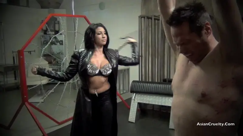 Bullwhipped to Tears 720p