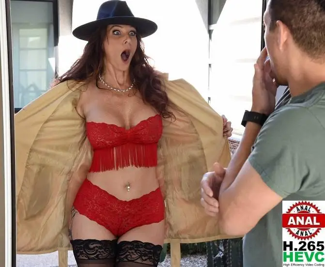 Syren De Mer - MILF Surprise 720p / 1080p