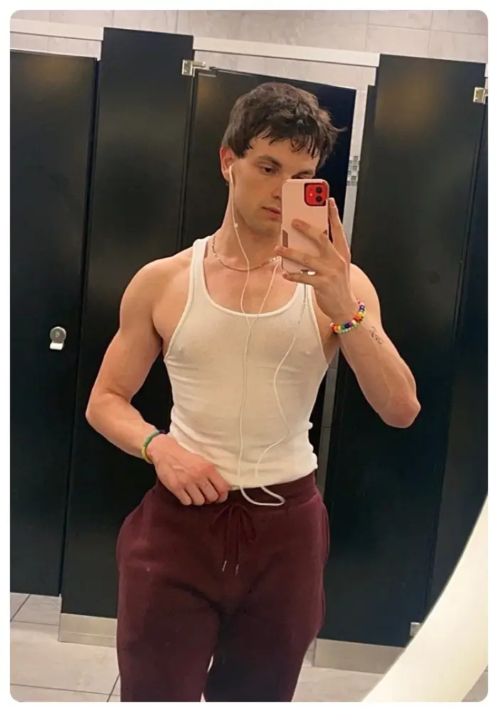 [OnlyFans.com] Gabe Hayes (@twunk_bubbs) - MegaPack