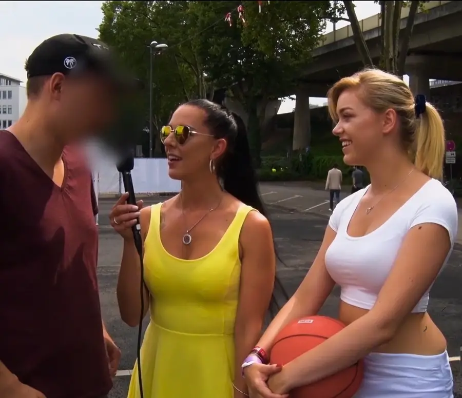 Anny Aurora - Gaming Fucking FullHD 1080p