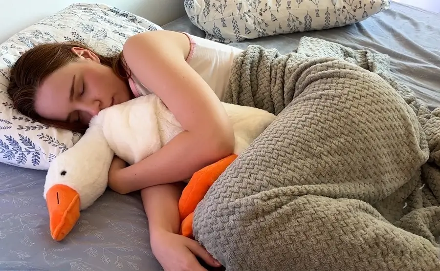 Aqua Ri - I Harass My Stepsister While She Is Resting FullHD 1080p