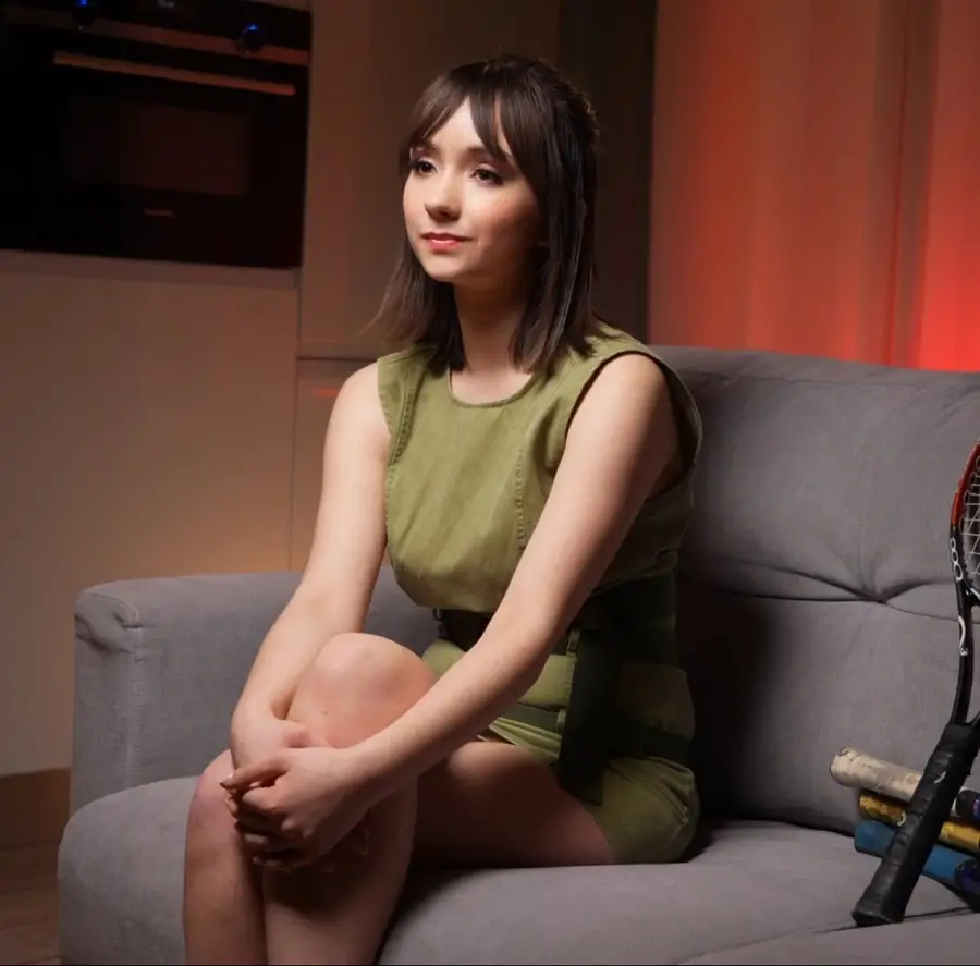 PetiteAbbyX - Abby 20 Years Old Explores Hardcore In All Its Forms FullHD 1080p