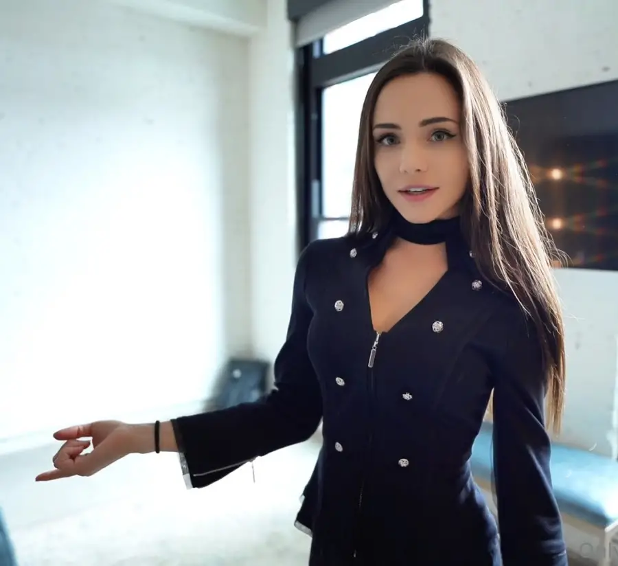 Piper Presley - World's Greatest Female Boss FullHD 1080p