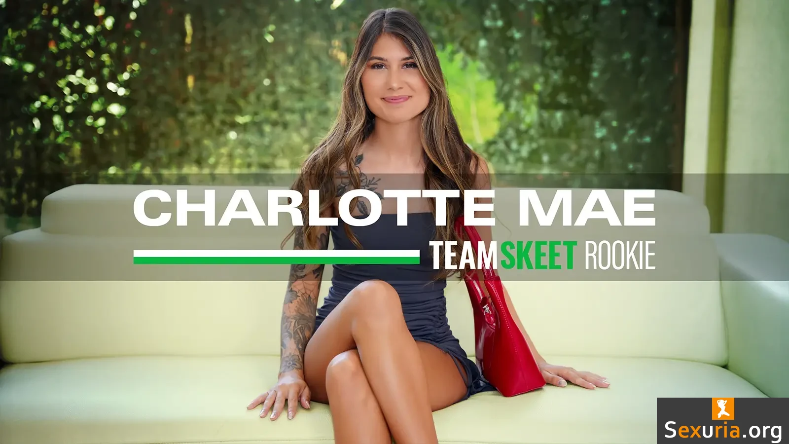 She's New - Charlotte Mae [1080p]