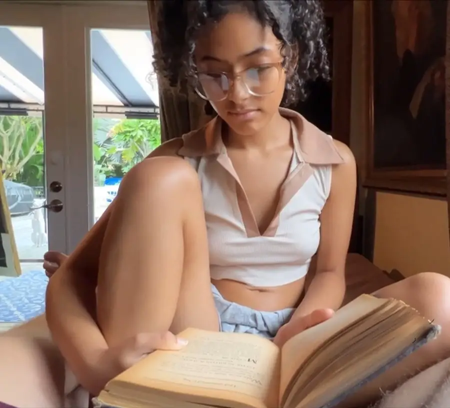 Dani Diaz - How to Be Cool FullHD 1080p