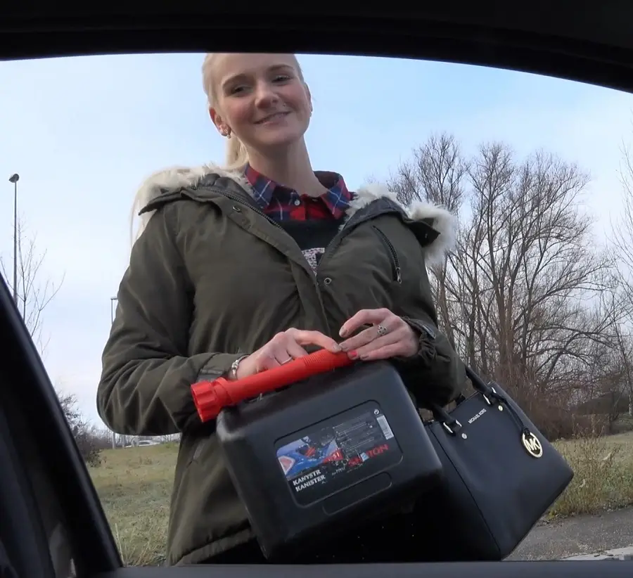 Katy Sky - A Lot Of Cum For Blonde Hitchhiker FullHD 1080p