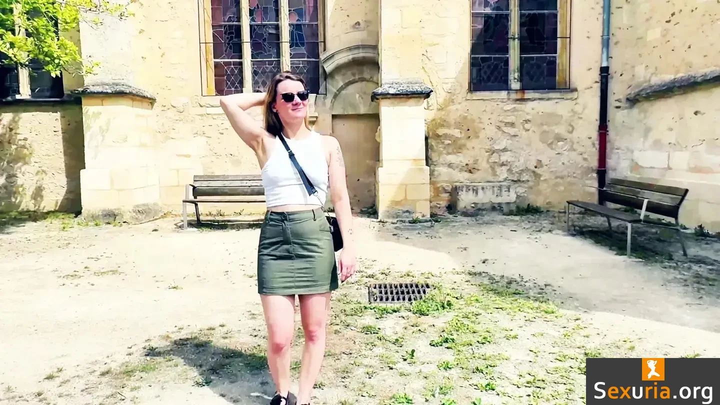 Jacquie Et Michel TV - Cat In Mini [1080p]