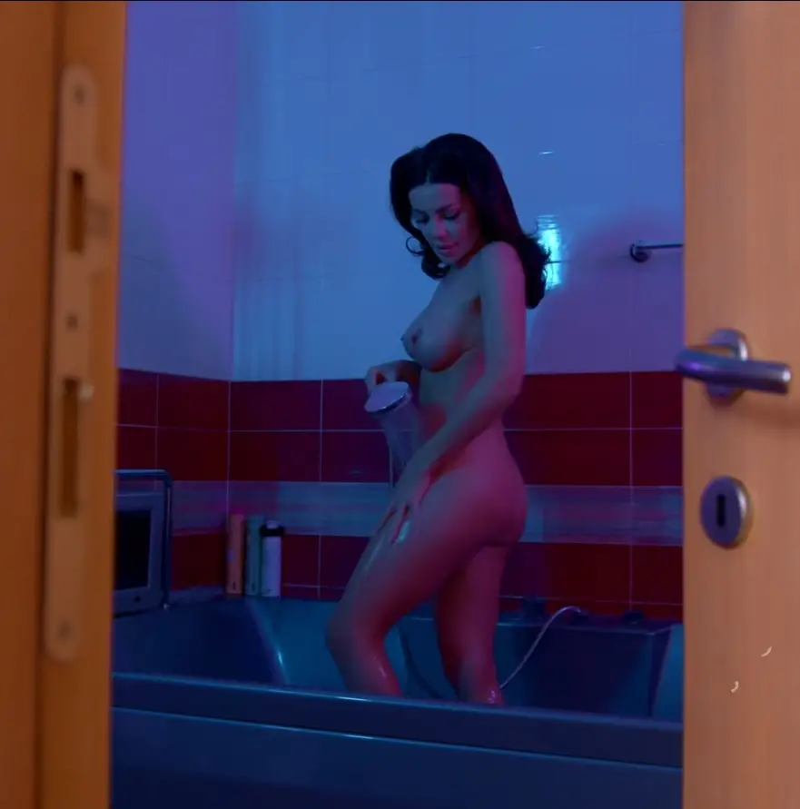 Luna Roulette - Shy Stepdaughter Seduced Her Stepdaddy And Fucked Him Hard FullHD 1080p