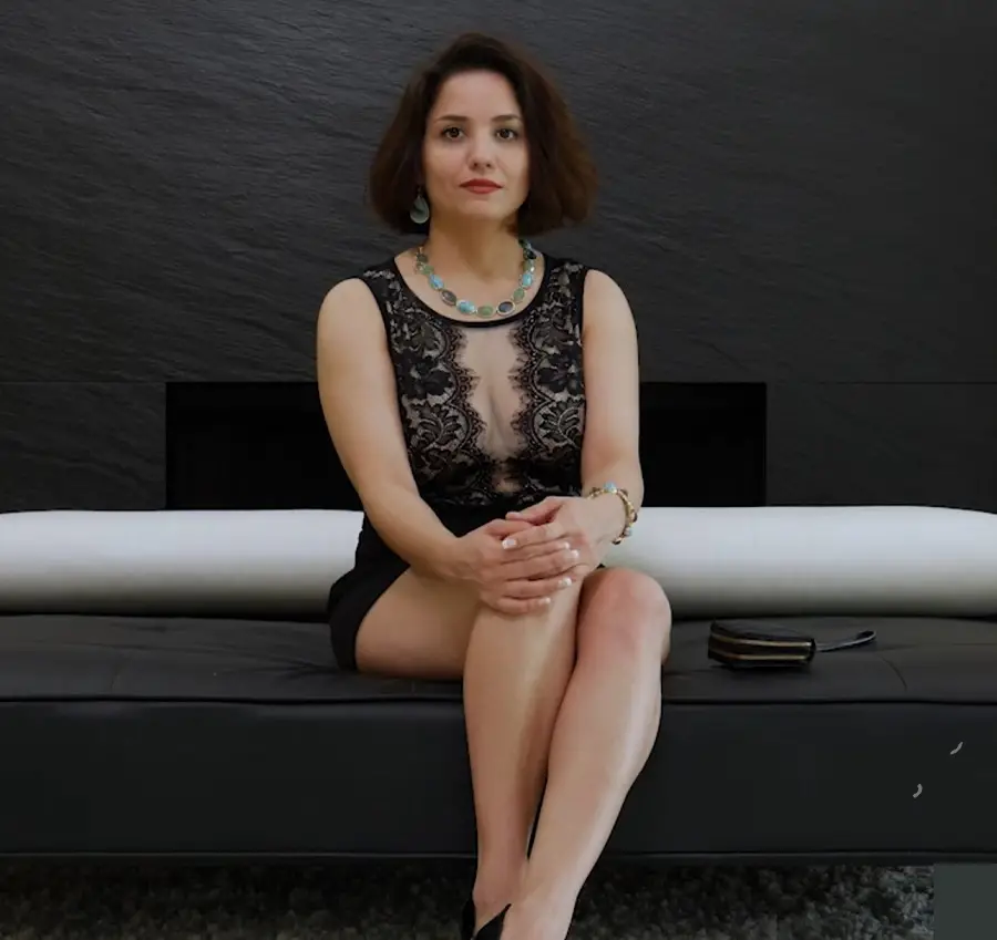 Mitzi - Getting Milf Through A Breakup HD 720p