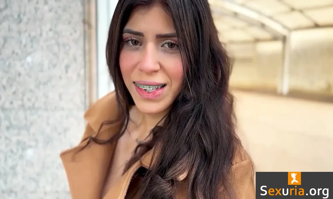 Puta Locura - Molly Smith [720p]