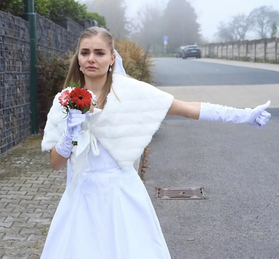 Fibi Euro - Runaway Bride HD 720p