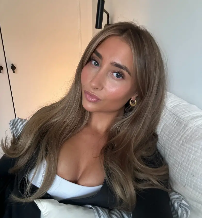 Lillian Phillips - Maximo Garcia Pool Table Anal Fuck HD 720p