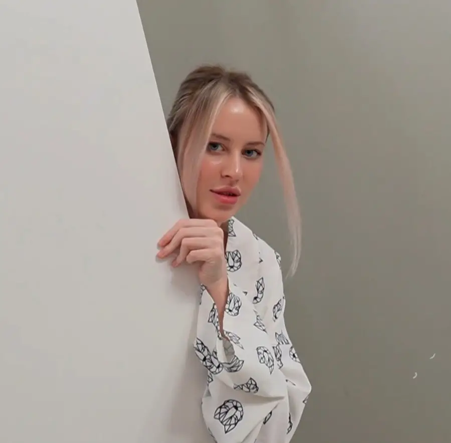 Mila Lioness - Stepsister Bought Sexy Lingerie For Her Boyfriend But I Couldnt Resist Fucking Her FullHD 1080p