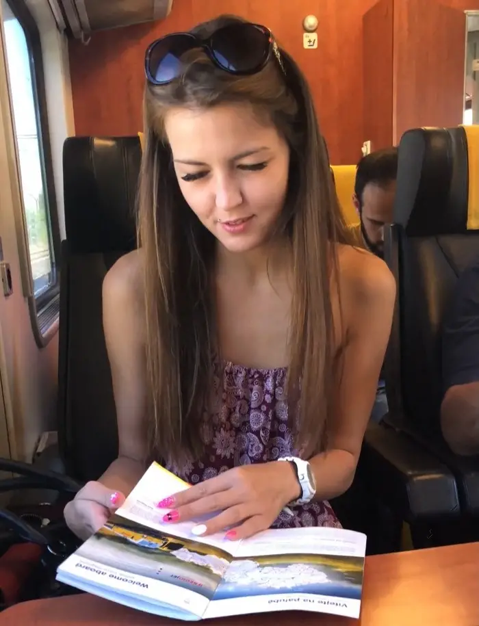 Cindy Shine - Story 1 - Quickie On A Train UltraHD/4K 3840p