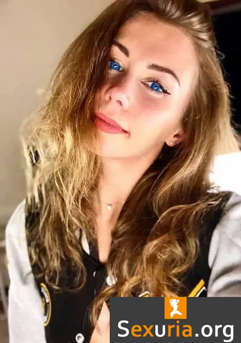 [ManyVids.com] Mia Bandini Collection - MegaPack