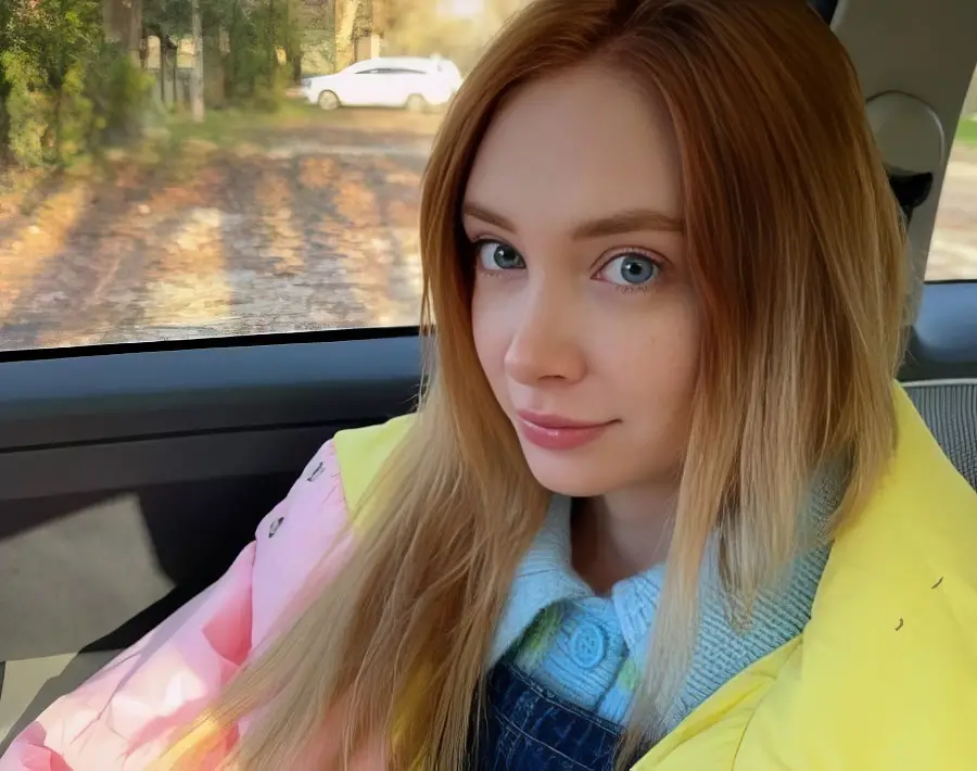 Loly Nebel - Tried To Rob A Stranger Girl In The Woods But She Sucked All The Robbers Sperm FullHD 1080p