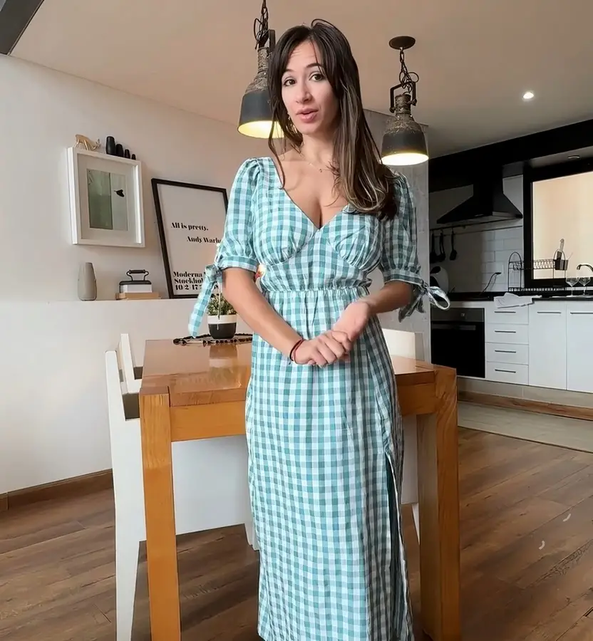 Kitty Kriss - The Obedient Maid Slave Asked To Leave But Her Lord Refused Until He Fucked Her FullHD 1080p