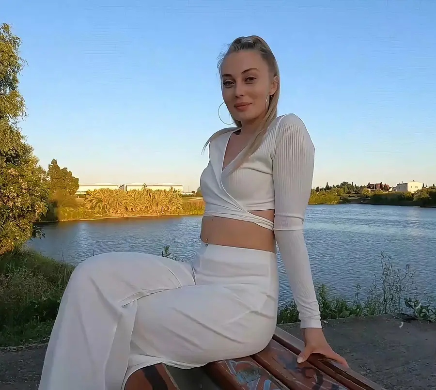 Belovefree - Dating App Does Wonders - Hottie Gave On First Date And Sucked Like A Goddess FullHD 1080p