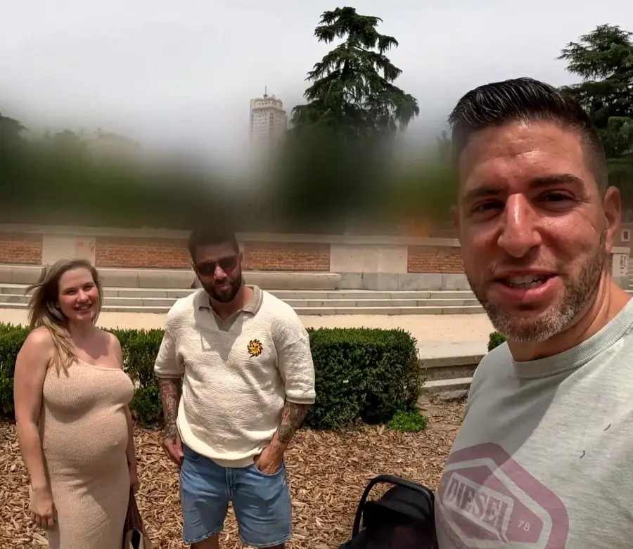 Mar Bella - Hot Spanish Pregnant Mom With Big Tits Gets Picked Up In Public UltraHD/4K 2160p