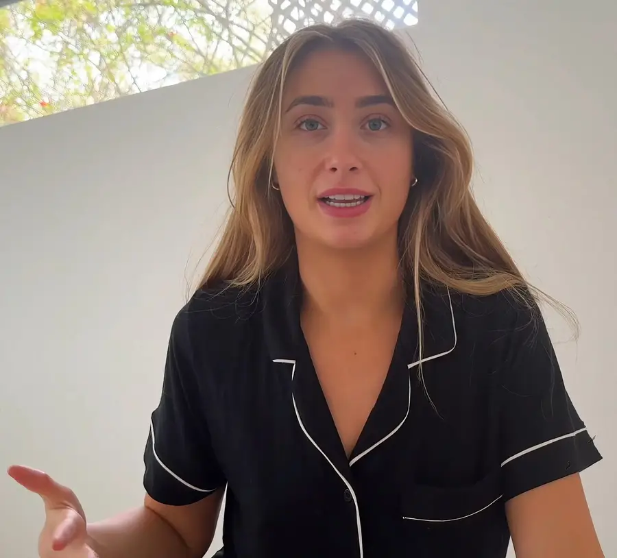 Lillian Phillips - Making My Boyfriend Take His Time FullHD 1080p