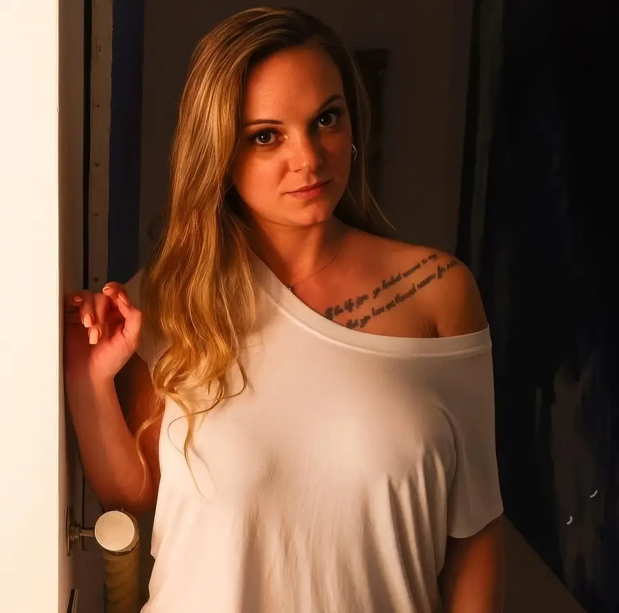 Tiffany Leiddi - Fucked By My Lover For Valentine's Day FullHD 1080p