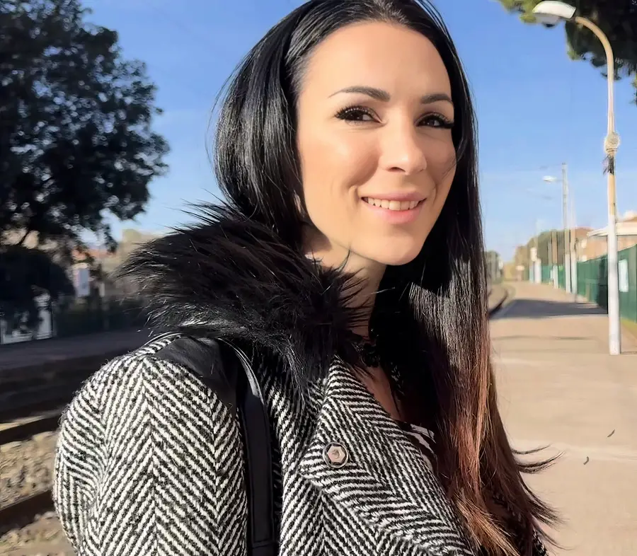 Shasha Lopez - Fucked hard by an Uber driver in his Tesla FullHD 1080p