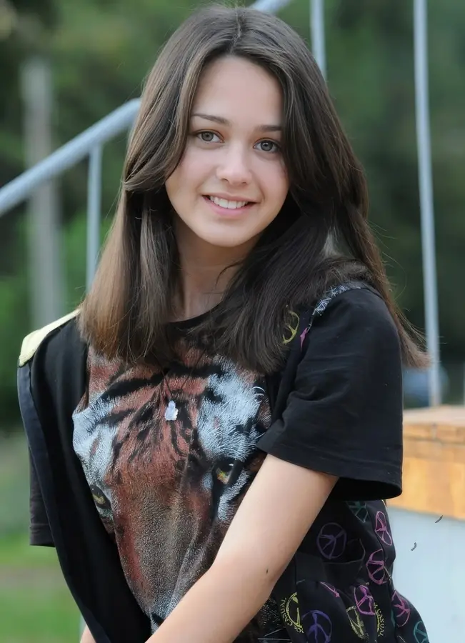 Michelle Can - Petite Teen Girl Michelle Can First Gaping Anal Sex! FullHD 1080p