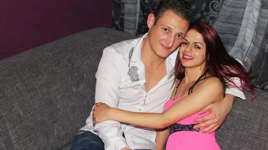 MeidenVanHolland - Geil Stel Rubina en Brian 720p