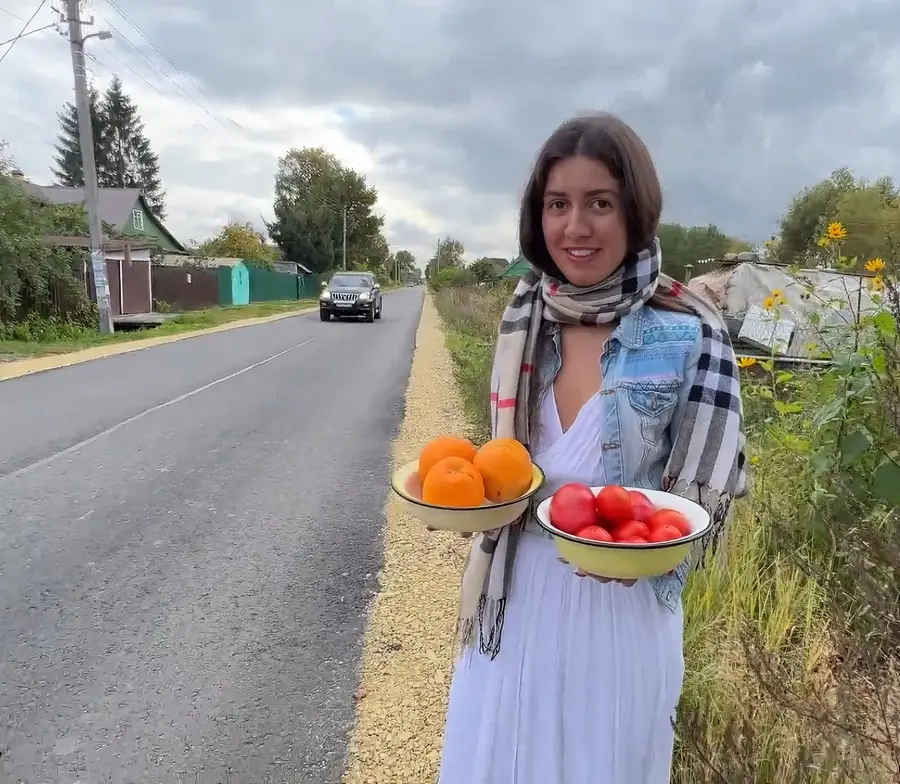 Katty West - Fucked a Village Girl In The Garden While Her Husband Was Not At Home FullHD 1080p