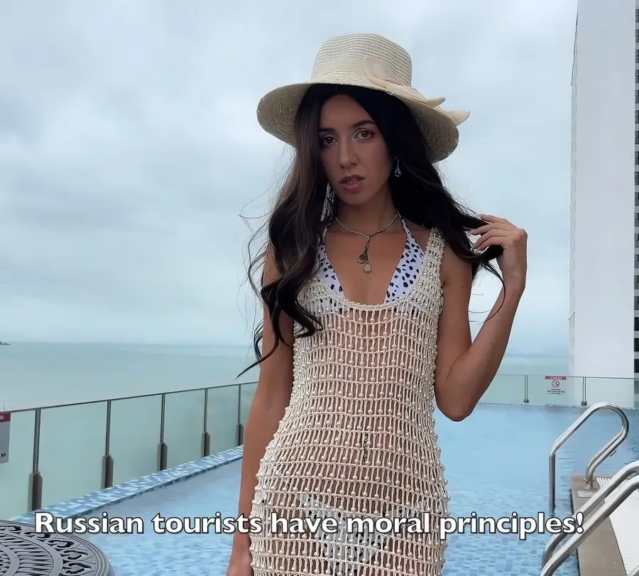 Katty West - Gorgeous Spanish Blanca Wants To Try Russian White Cock On Vacation FullHD 1080p