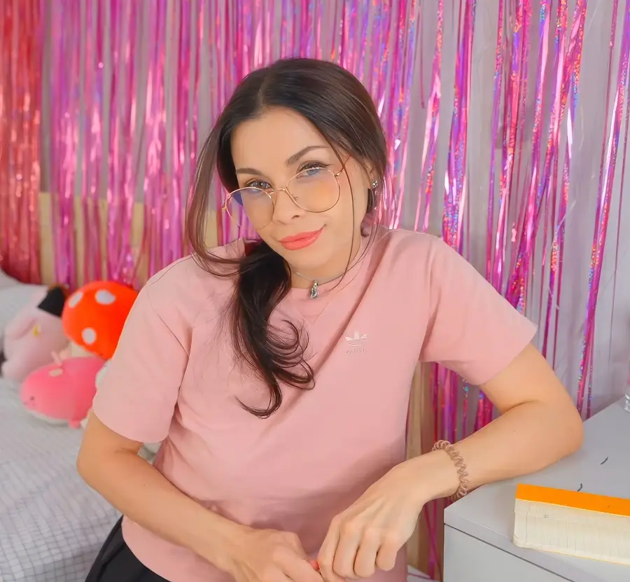 Lolly Lips - Whispers Of Lust A Dance Of Seduction In The Heat Of The Night FullHD 1080p