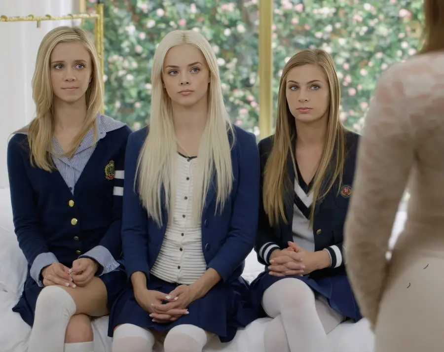 Elsa Jean, Rachel James, Sydney Cole - Preppy Girl Threesome Get Three BBCs FullHD 1080p