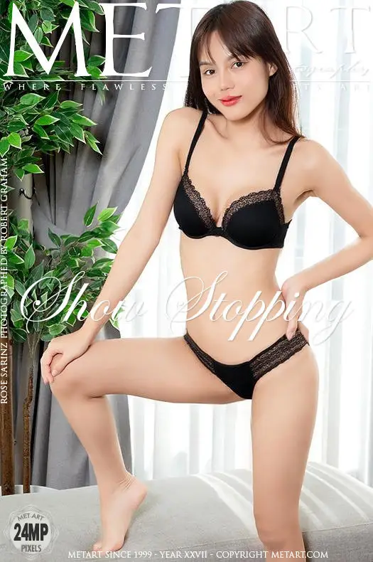 Rose Sarinz in Show Stopping