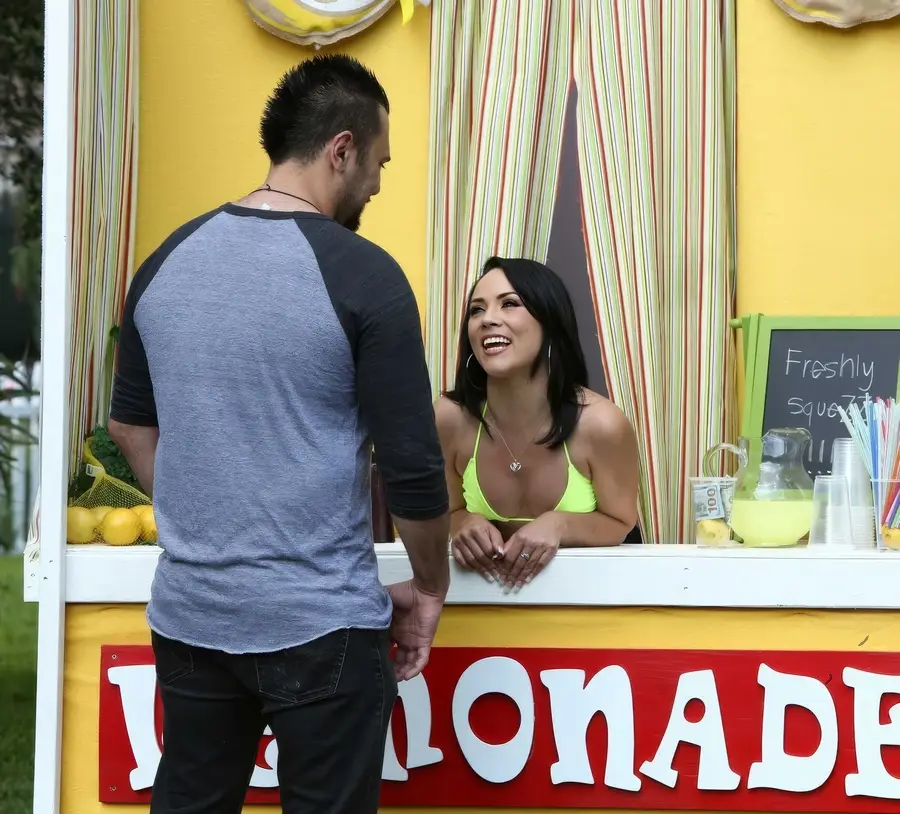 Kristina Rose - ZZ Lemonade FullHD 1080p
